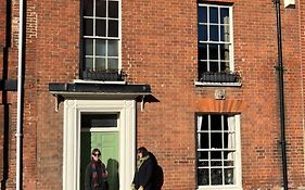 Charming 1 Bed Loft In 16C House In City Centre